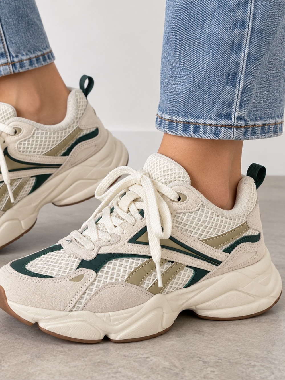 Reebok Cream and Dark Green Retro Chunky Sneakers EUC